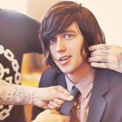 kqb8_bostwick's profile picture. Wrists are for Bracalets not for cutting