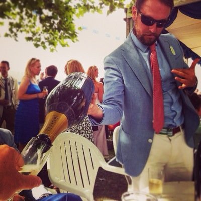 dlordship's profile picture. Full time oxygen thief.
Views are usually plagiarised in my experience.