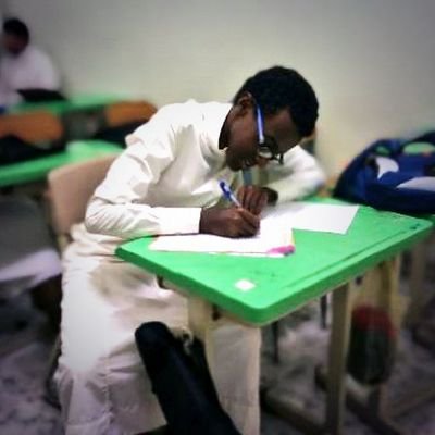 أصدق بيت في الرثاء  قول حسان بن ثابت:  وما فقد الماضون مثل محمد، ولا مثله حتى القيامة يُفقد»  * صلوا عليه. وسلموا تسليما !