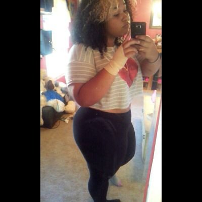 instagram ; britten_xx
snapchat ; brittenn_xx 
kik ; babiieegirl143