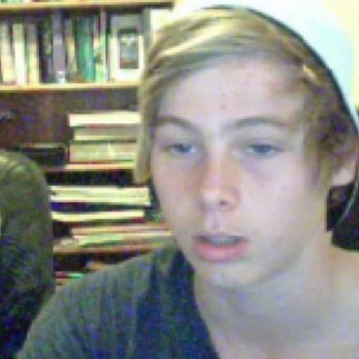 just a collection of luke's old facebook statuses from 2010-12 ! enjoy
