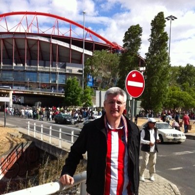 Mi afición es mi familia. Aúpa Deportiva!!. Aúpa Atleti!!.