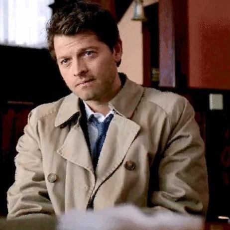 Muggle_H_Shell's profile picture. 천사. 180cm. 보통 인간들의 눈에는 항상 펼쳐져 있는 날개가 보이지 않다. 보기 거슬린다면 접을 수도 있다. 고지식한 성격. 자신보다 우위라 생각하지 않을 경우 반말. 슬리데린 1학년. 호두나무, 유니콘 털. 30cm