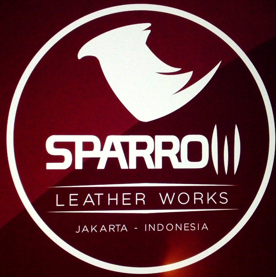 A Brand new leather Workshop for cowboy boots, high-heel boots, wingtips, vintage bags and jackets, we basically work on the leather Rock and Roll stuff !