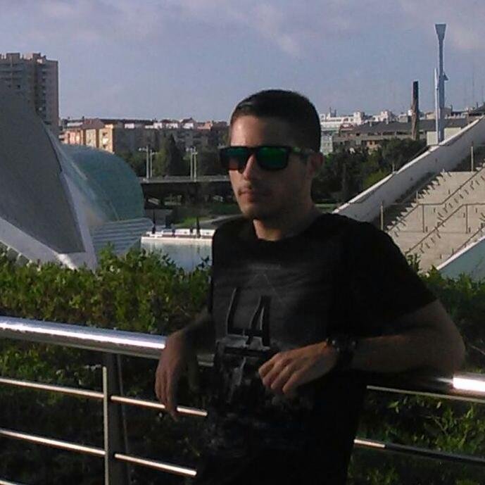 AlbertoZayas92's profile picture. Debilidad :Adicto a la buena vida. CEO en IWebDesigner.es