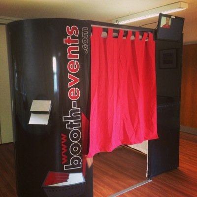 Professional Photobooths for hire. Give people a lasting memory of your Wedding, Parties or Corporate Functions