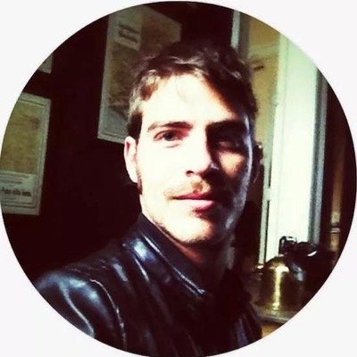 arquitecto de software, productor y consultor financiero del medio del espectáculo