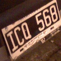 El formato de las patentes en Argentina, 3 letras + número,da muchas posibilidades en cuanto a acrónimos q los geeks identificamos. Admin: @fcassia
