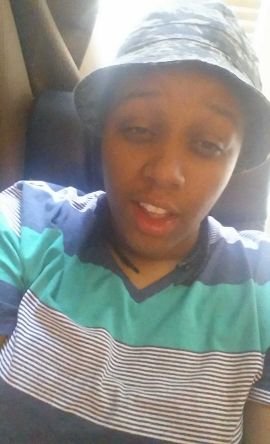 704 My City ..iHoop.
#DerrickRoseforPresident Instagram :tiff.dropbckts