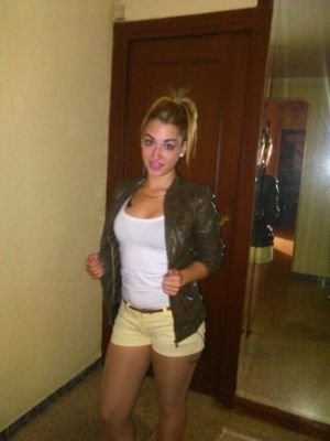 13elisinmas's profile picture. NecesitO IlusionarmE SiN MiedO A PerderlO TodO De NuevOo!!