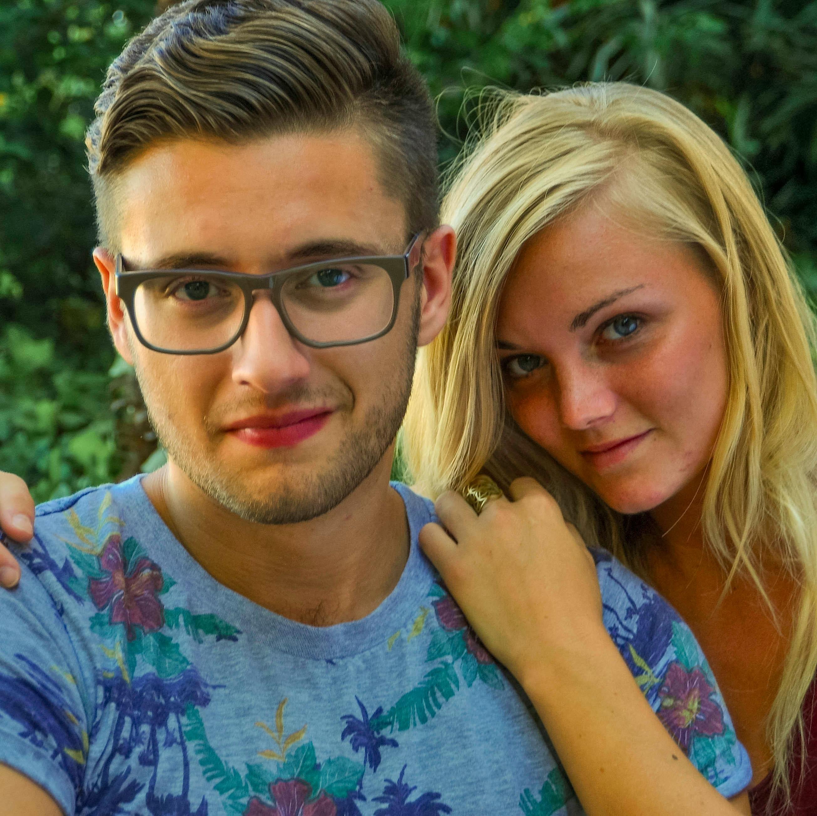 We're a Danish-American couple living on the road to fight the distance between us. No possessions but the ones on our backs. Instagram: http://t.co/suljeYkRbM