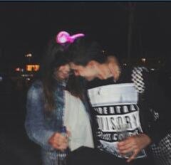99.♀ -7SB♥ -♫Music like a life style ♫ Yo vivi un 10J´14  Hemmings. http://t.co/SWRrEs8hr4