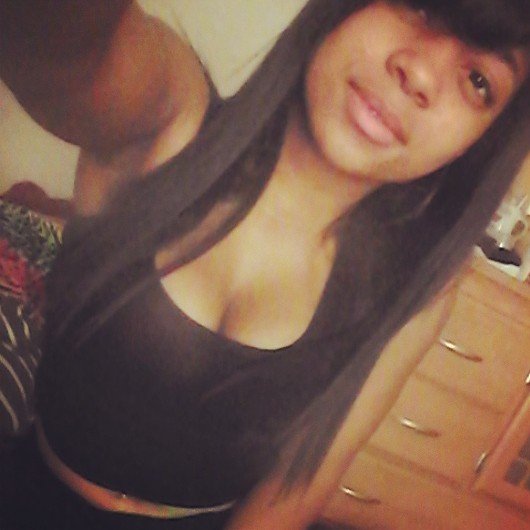 #FuckYaFeelings
#Team5ft
#OfficialAccount
#BabyFace
SnapChat: Kiya_Gatling
#TeamFollowBack