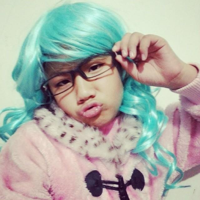 elsyews's profile picture. 