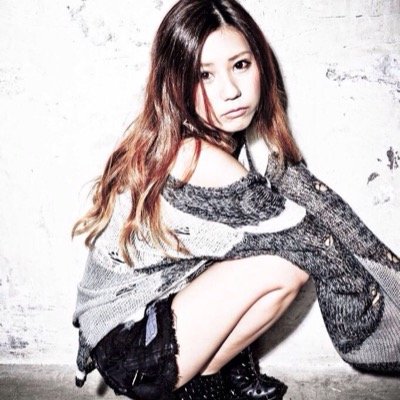 SCANDAL TOMOMIが大好きな高2。
無言フォローすいません！！！