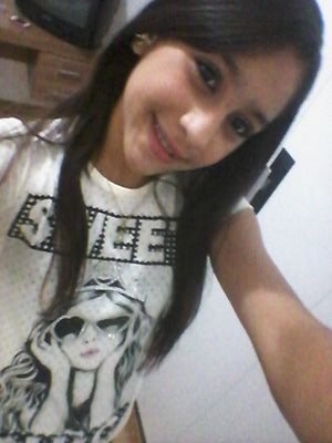 instagram : bbyaalves segue lá