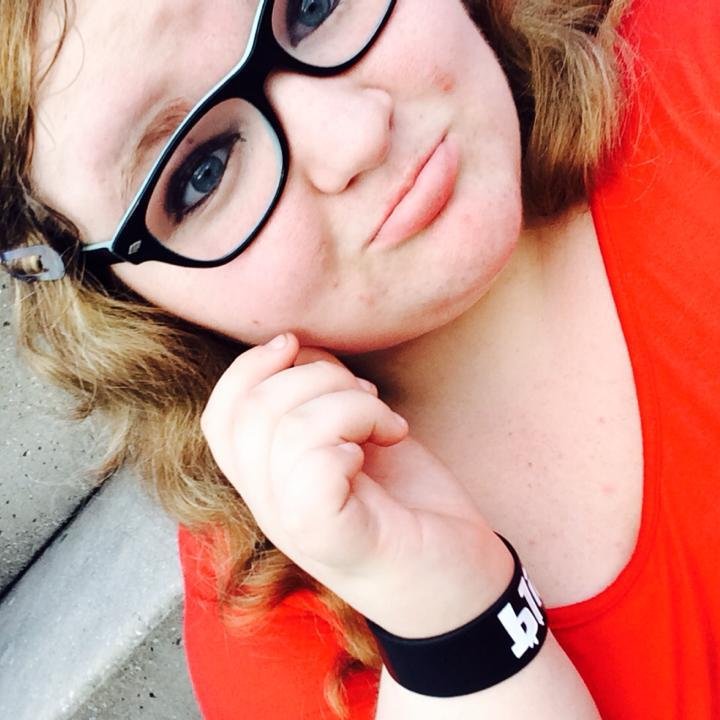 {FLORIDA} band obsessed. AHS. Michael is my sunshine. if youre reading this i love you and im here for you.