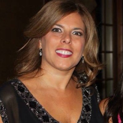 MariaKalonaros's profile picture. Teacher 🍎 Life Long Learner 📚 Mother 👯‍♀️ Wife 💗Wherever you go, go with all your heart ❤️ ~ Confucius