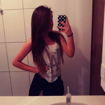 Snap: thaci_meira ;) vines thácila martins