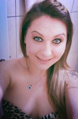 BrunaNervo's profile picture. Você nunca sabe a força que tem, até que sua unica alternativa é ser forte.. :)