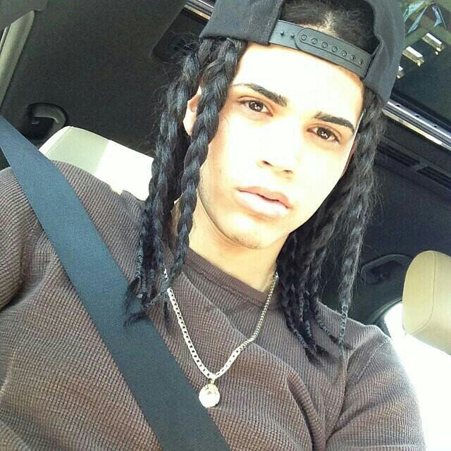l ivin my life.to the.fullest .......only god can judge me ...TrillBandits
