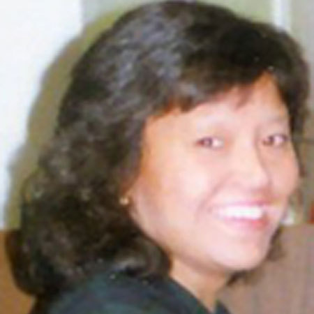 Educational Consultant, Teacher, taught all levels (K-university), love teaching! also loves to hike, garden, knit, and spin!