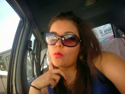 Estudiante de la Licenciatura en Comercio Electrónico de la Universidad Autónoma de Aguascalientes, comprometida y entregada con mi trabajo.