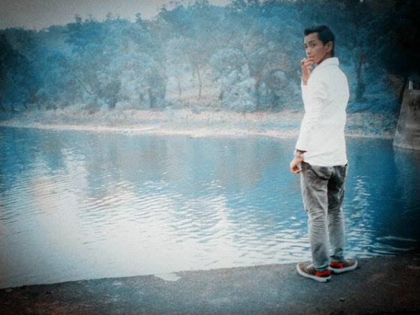 keep smile , be your self and no matter what they say ..
 
 see yaaa :*
