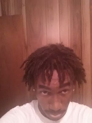 ''IM A R3al Niigga But ii DiisLik3 Fak3 Niggas But Aniiwaiis Follower Mii Thug @Buteefulsinnerr & Follower Me''