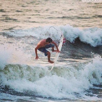 3 veces mundialista @ISAsurfing. Surfear para vivir.