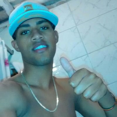 Corinthians? É Um Estado de espírito.E minha Camisa é usada nas vitória e nas derrotas! Não
Como A sua, Que Só Sai Da gaveta em Dias De Vitórias!