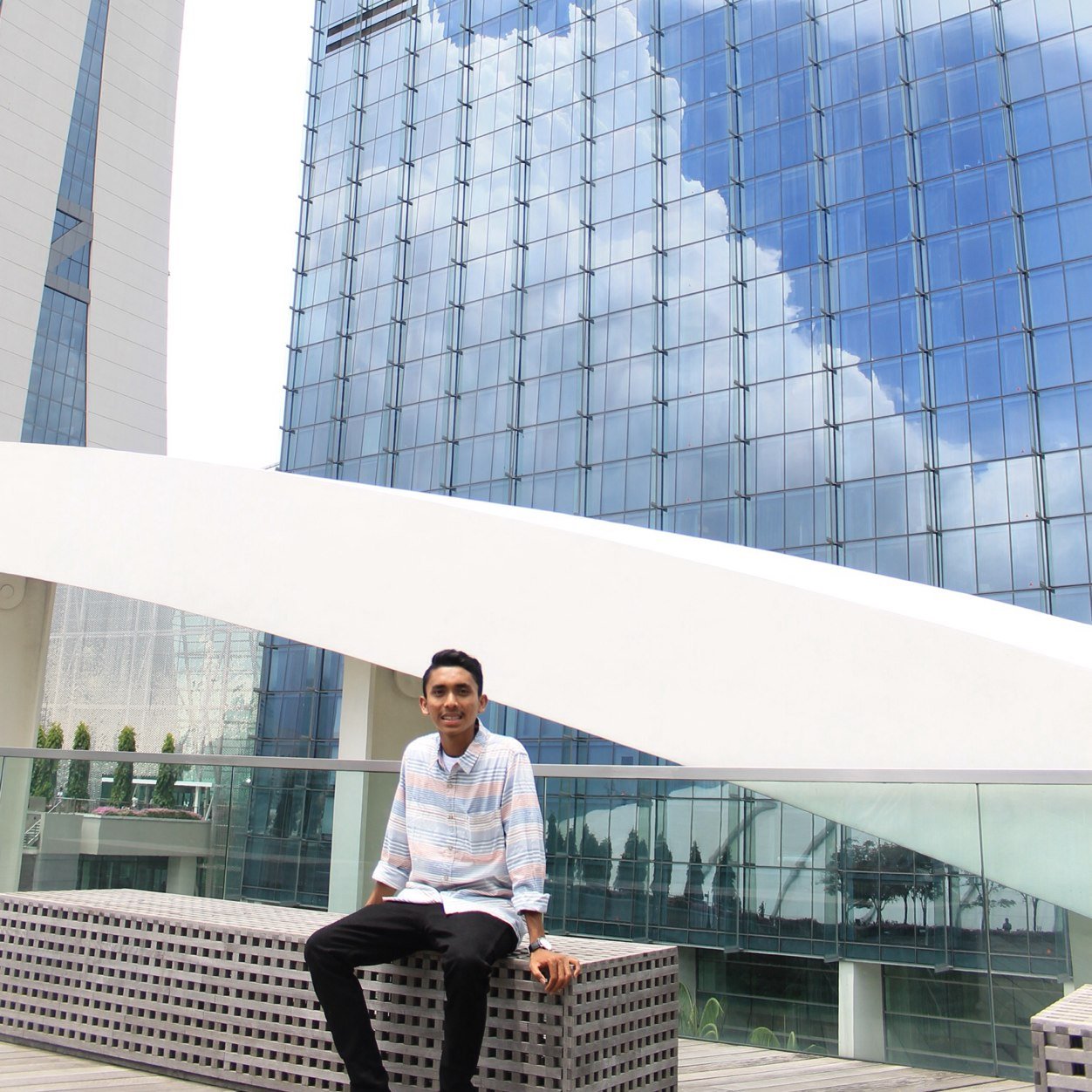 Official Twitter of MHD AL Maulana / Follow Official manajemen @fadhilandrean