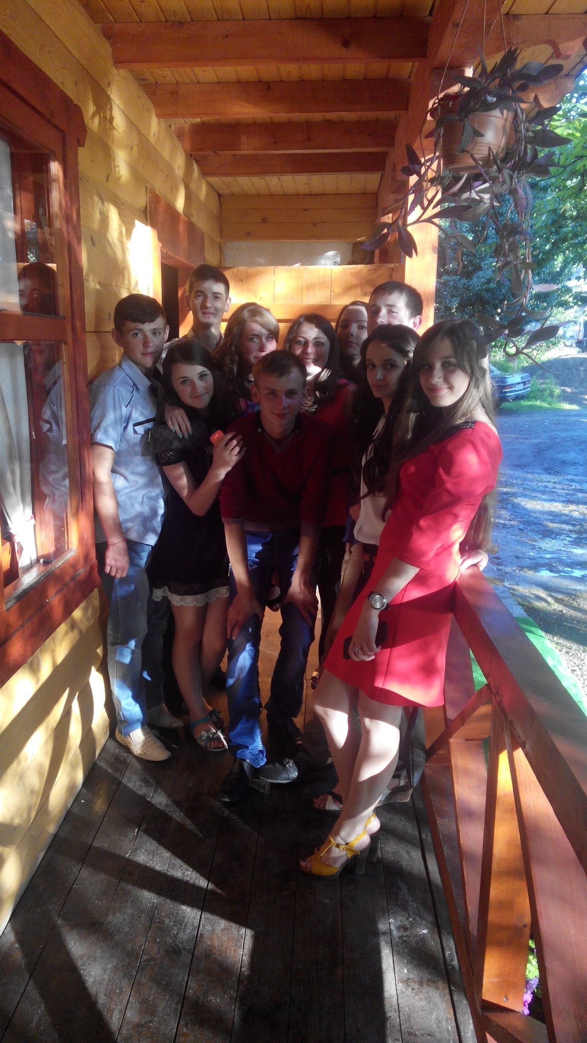 pitra725975's profile picture. 