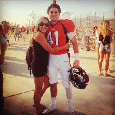 Professor_It's profile picture. Welcome to America