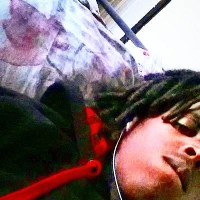 BB$ / I daydream about the dope world take a puff from the blunt and watch the smoke swirl.