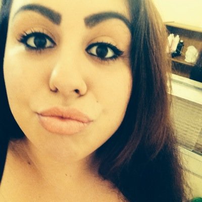 Instagramm: arielsmommie_ 

holla at yo momma for me