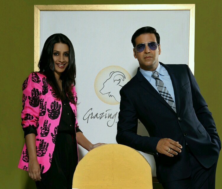 Sweet, Simple, Silent, Mad, Imotional, Maharashtrian, Completely in Love, obesessed with @AshviniYardi, @akshaykumar :)