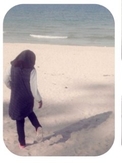 nrfrha__'s profile picture. Stay strong & smile . I wish its me .