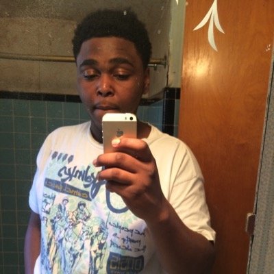 My name is ray and kik me raynelson and follow me on instgram at  big__rayray and i am 16