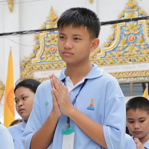 Pictures & news about school & student life in Thailand.