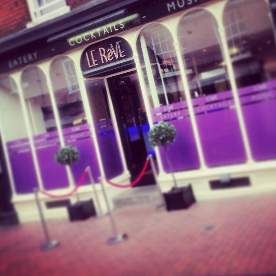 Serving fresh fruit cocktails, craft on draught, boutique beers and award winning wines... Open Friday & Saturday till 1.30am. Visit http://t.co/2MDjiJqXmV