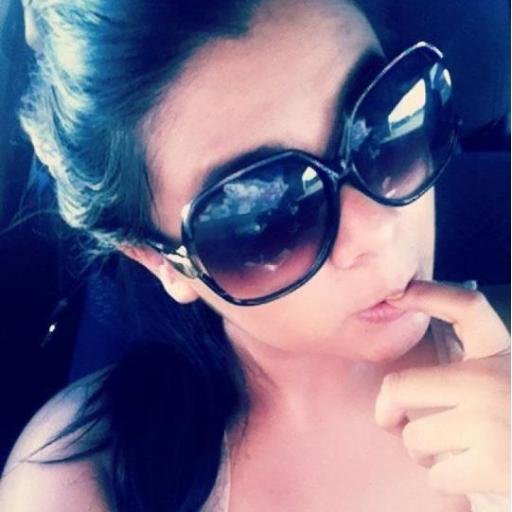 hola como van todos mis seguidores esta mi nueva cuenta la anterior fue suspendida @lavozdeldeseo espero que me sigan