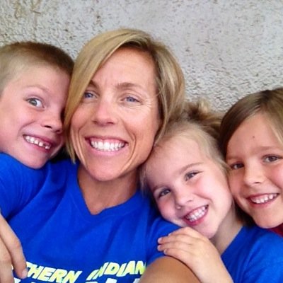 God loving, married, mom of 3. 
I'm a believer of eating real foods 90% of the time and lifting heavy things. everyone needs a little cheat now and then.