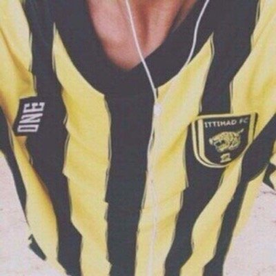 ‏جده كذا اتي وبححر '