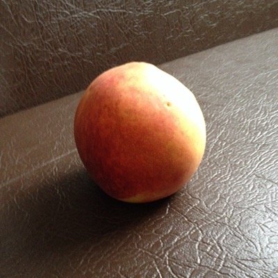 thereal_peach's profile picture. ayy lmao