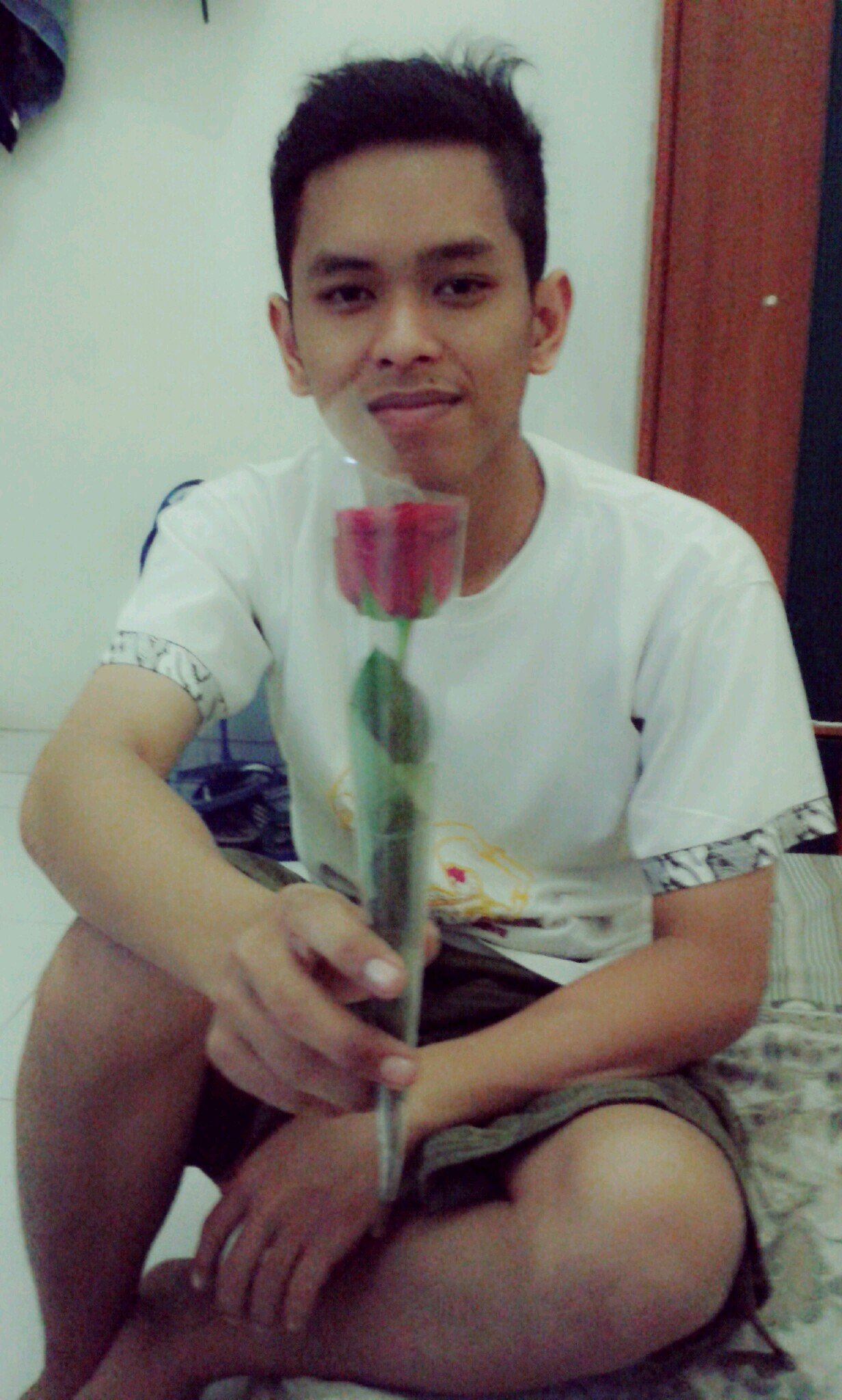 zadhaoktavian's profile picture. yaa gituu ajaaa