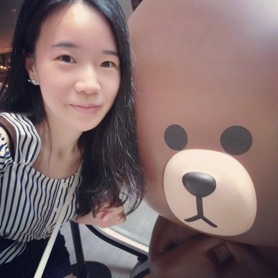 Yvonnewenwent's profile picture. Graduate student from Fordham University