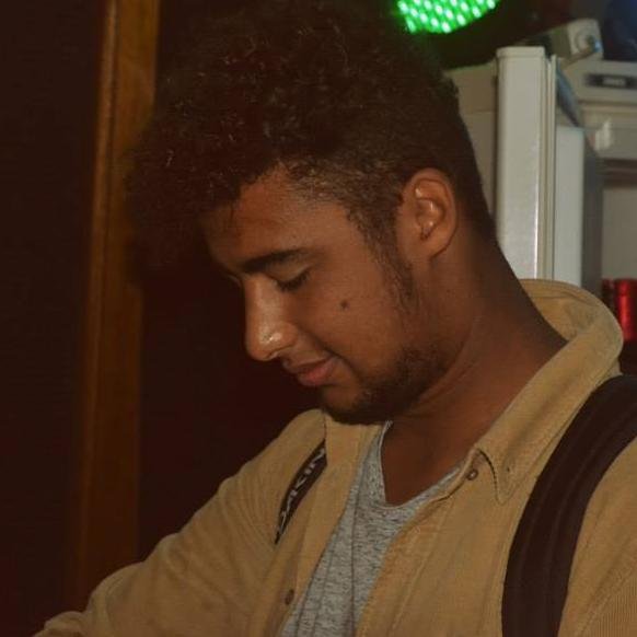 FrenchTidie's profile picture. 