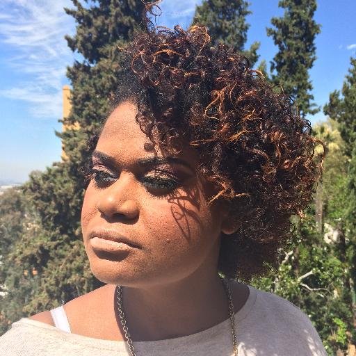 Fuerte,luchadora,Brasileña enamorada de Rio de janeiro y incondicinal de la presentadora Eliana michaelinchen.