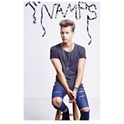CLICK ON THE LINK AND LIKE IT FOR 20 FREE FOLLOWS ILY X